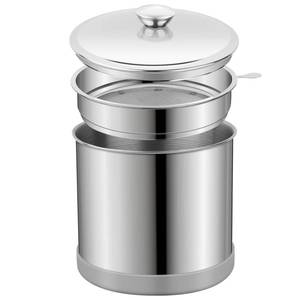 lot 1600 image: Ohtomber 1.2L Bacon Grease Saver Container with Fine Mesh Strainer and Non-slip Silicone, Cooking Oil Keeper Grease Fat Storage Filter Container for Kitchen, Used Oil Holder Pot - Retail $10