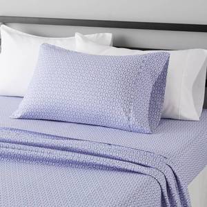 lot 1731 image: Amazon Basics Lightweight Super Soft Easy Care Wrinkle-Free Breathable Brushed Microfiber 3-Piece Bed Sheet Set with 14-Inch Deep Pockets, Twin, Blue Damask, Printed - Retail $14