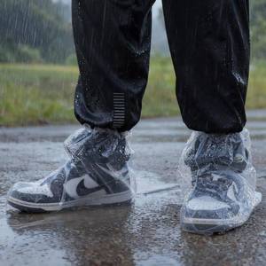 lot 1837 image: Shoe Covers Disposable 10 Pairs Waterproof Booties for Shoes Covers Plastic Booties Covers for Rain Non-Slip Indoor Outdoor Shoe Covers for Man Women - Retail $8
