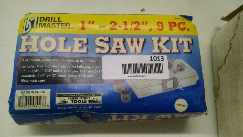 lot 1013 image: Drill Master Hole Saw Kit 9pcs. -NIB