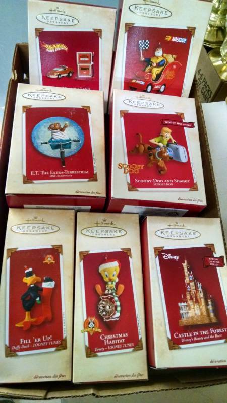 lot 1045 image: 7 Hallmark Character Ornaments - Disney etc.