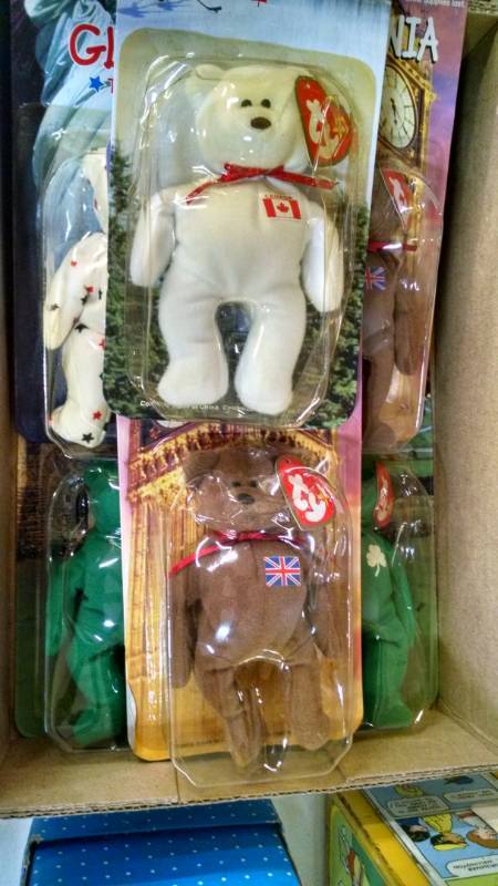 lot 1059 image: 6 Ty Beanie Babies