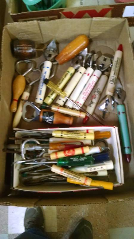 lot 1074 image: Box of Asstd Advertising Screwdrivers & Openers