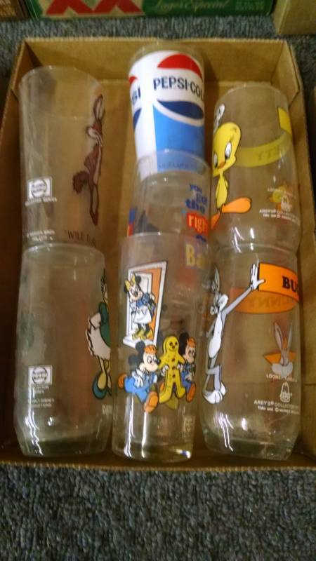 lot 1107 image: 5 Pepsi Cola Glasses & 2 Arbys