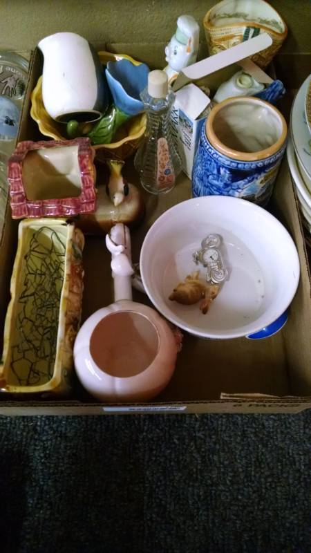 lot 1108 image: Lot of Planters etc.