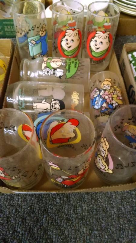 lot 1109 image: Lot of Character Glasses
