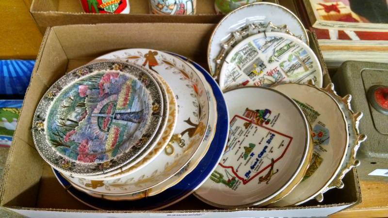 lot 1129 image: Lot of Collector Plates
