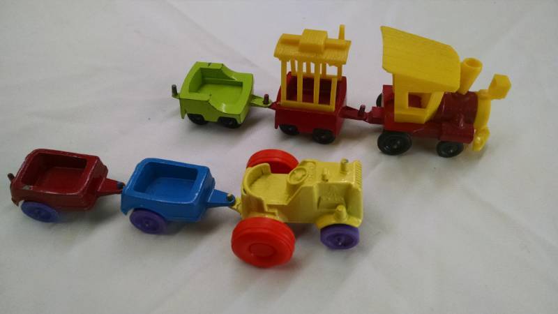 lot 1144 image: Tootsie Toys