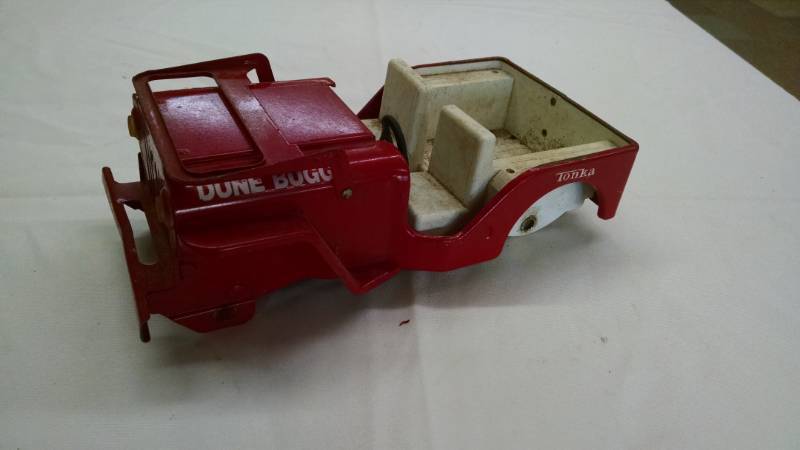 lot 1147 image: Tonka Jeep Dune Buggy - no wheels or axles