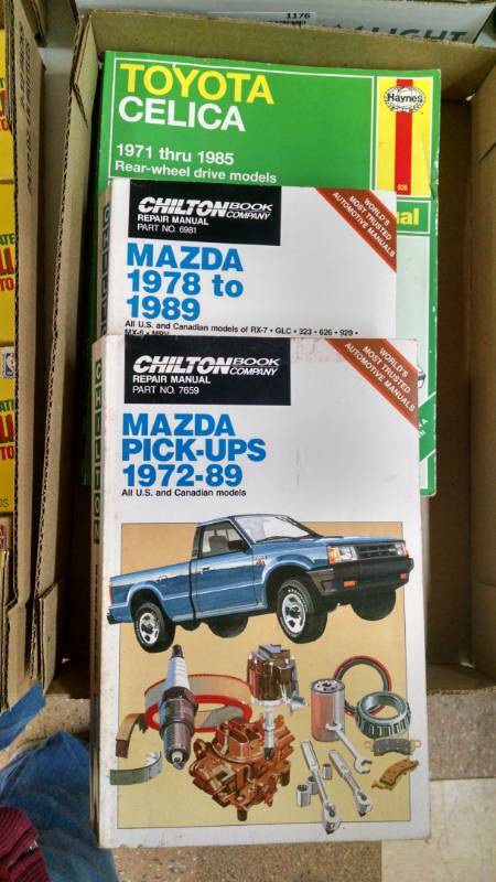 lot 1175 image: 3 Chilton Repair Manuals