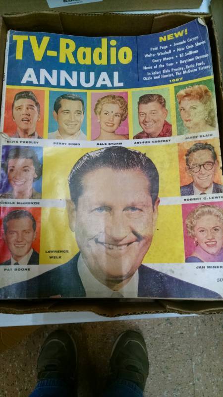lot 1184 image: Asstd TV & Radio Magazines & Old True Romance