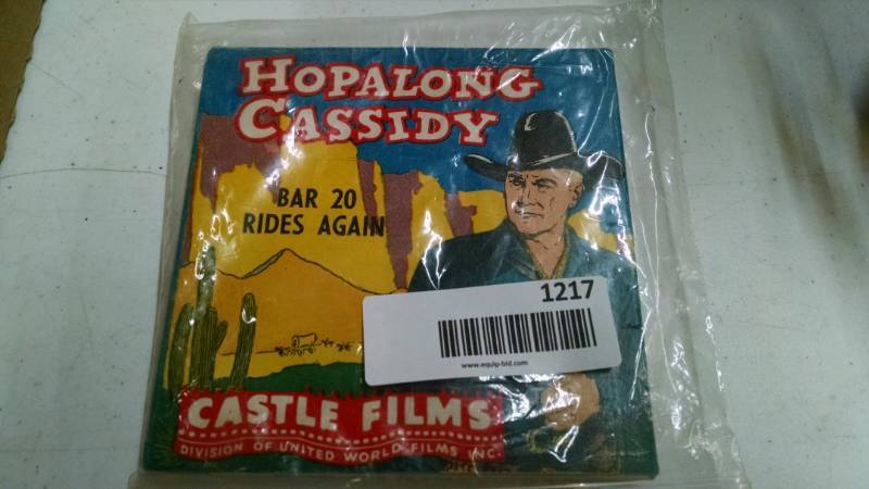 lot 1217 image: Hopalong Cassidy 8mm Movie Film in Original Box
