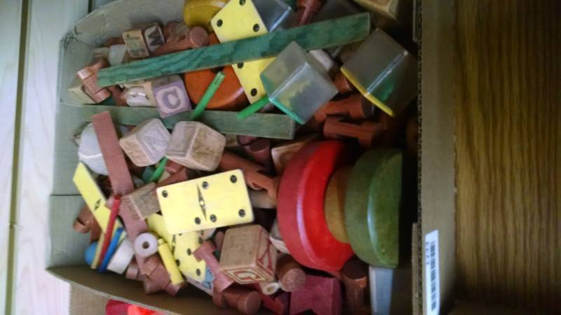 lot 1233 image: Wood Blocks etc.