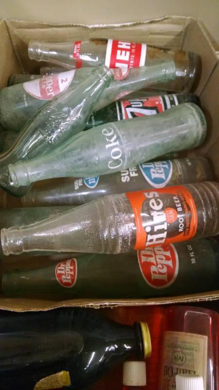 lot 1262 image: Box Lot of Pop Bottles