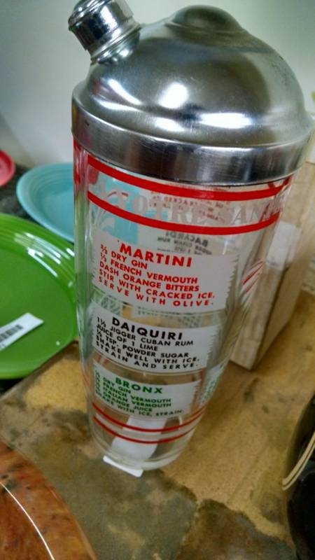 lot 1280 image: Drink Mixing Jar wrecipes