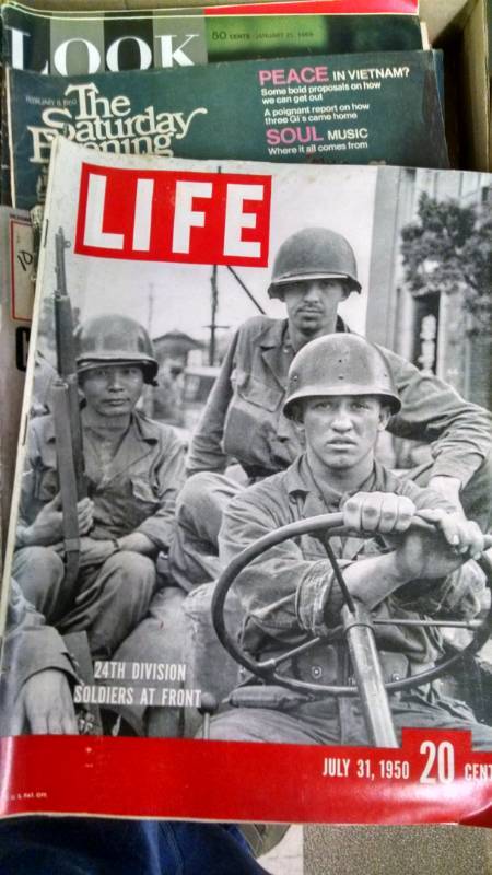 lot 1302 image: Lot of Life & Look Magazines