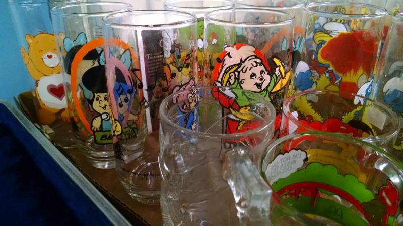 lot 1306 image: Asstd Character Glasses