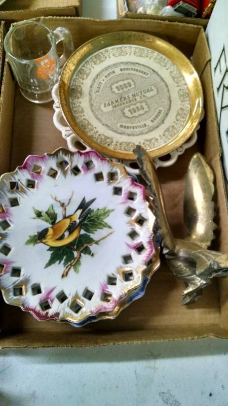 lot 1316 image: Asstd Decor items & Baby A&W Rootbeer Mug