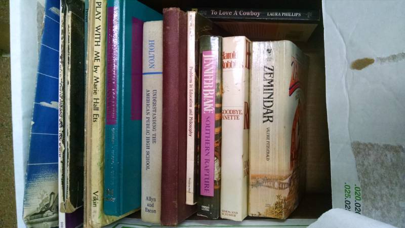 lot 1330 image: Box of Books