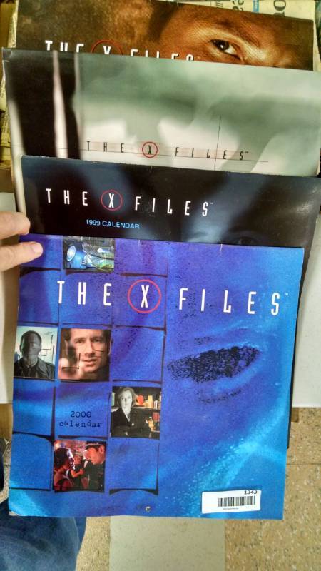 lot 1343 image: 4 - The X Files Calendars
