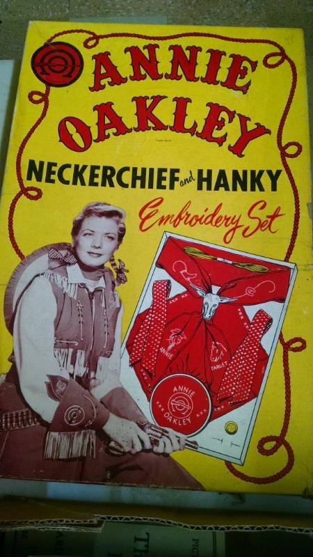 lot 1366 image: Annie Oakley Collectibles