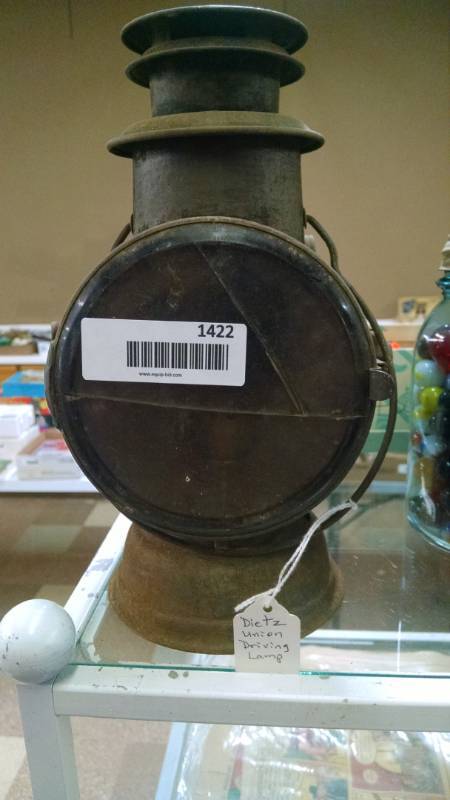 lot 1422 image: Dietz Union Driving Lamp