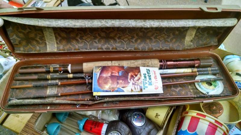 lot 1453 image: Berkley 5pc. 7 Fly Rod in Case