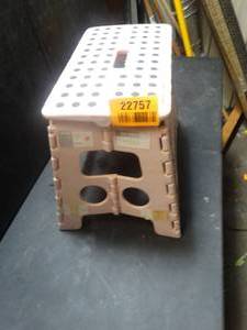 lot 22757 image: Pink Step Stool