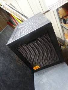 lot 22761 image: Outdoor Hideaway Hose Reel