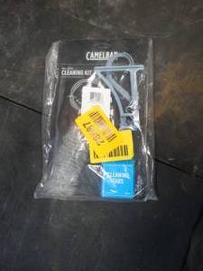 lot 26587 image: New CamelBak Cleaning Kit