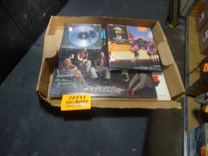 lot 22711 image: Misc. Vintage Records CDs
