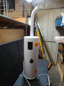 lot 22661 image: Huge Humidifier