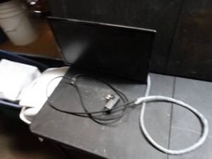 lot 22668 image: LG 23 Tv w HDMI Cord