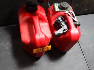 lot 22677 image: Two 1 Gallon Gas Cans