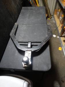 lot 22678 image: Tow Hitch