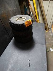 lot 22682 image: 3 Cheng Shin Tires 4.103.50-4