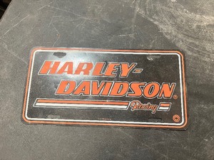 lot 26610 image: Harley Davidson Car Plate