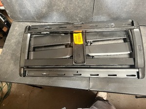 lot 26625 image: Appears to Be Complete Heavy Duty T.V. Mount.