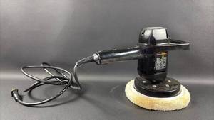 lot 48 image: Black & Decker Model 9530 Type 1 Electric Car Buffer Polisher