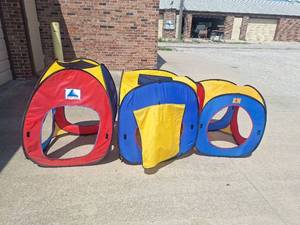 lot 53 image: Collapsible  Play