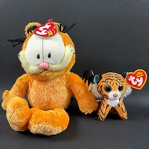 lot 110 image: TY Beanie Babies Orange Garfield Cat and Tiggs Tiger Plush with Tags