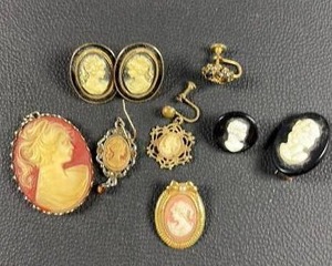 lot 113 image: Cameo Jewelry Collection with Brooches Earring Singles and Pendant