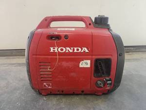 lot 16656 image: Honda EU2200i Portable Inverter Generator