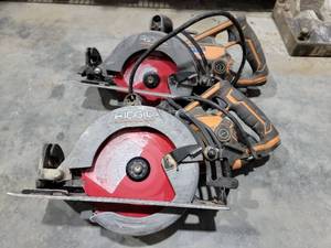 lot 17887 image: RIDGID R32104 7-14 Inch Circular Saw Power Tools Set
