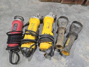 lot 17903 image: DeWalt DWE402 Angle Grinders with Tool Shop 3in Cut Off Tool