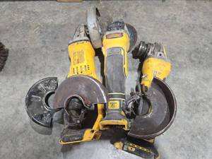 lot 17906 image: DeWalt 20V MAX Cordless Grinder Collection