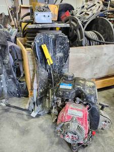 lot 16702 image: Concrete Vibrators with 1 Whip