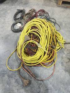 lot 16731 image: Assorted Extension Cord and Wire Lot