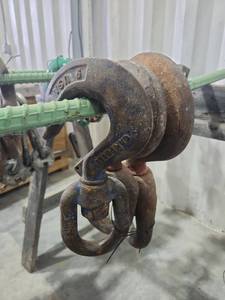 lot 16734 image: Industrial Crane Hooks