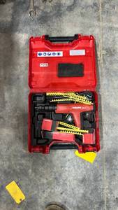lot 17956 image: Hilti DX 2 Powder-Actuated Fastening Tool Kit